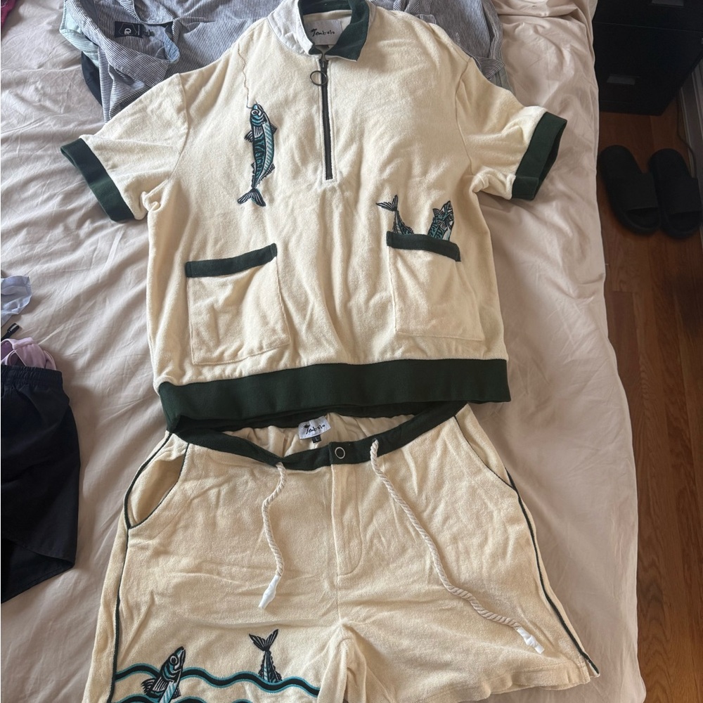 Tombolo matching shorts and cabana shirt